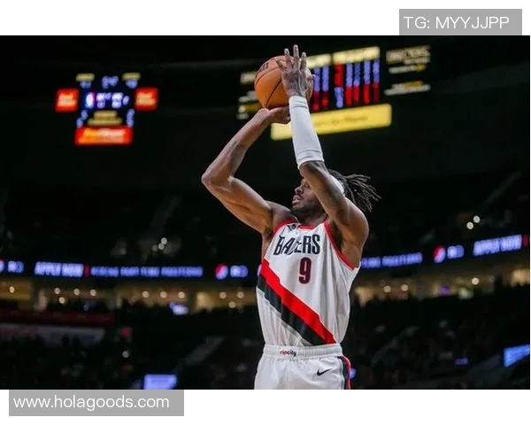 格兰特&霍勒迪合砍43分，开拓者终结6连败